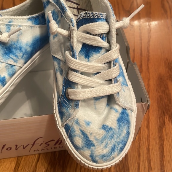 Blowfish Malibu Fruit Canvas Lace-Up Sneaker. Size 6.5 Off White Saltwater. NEW! - Picture 9 of 15